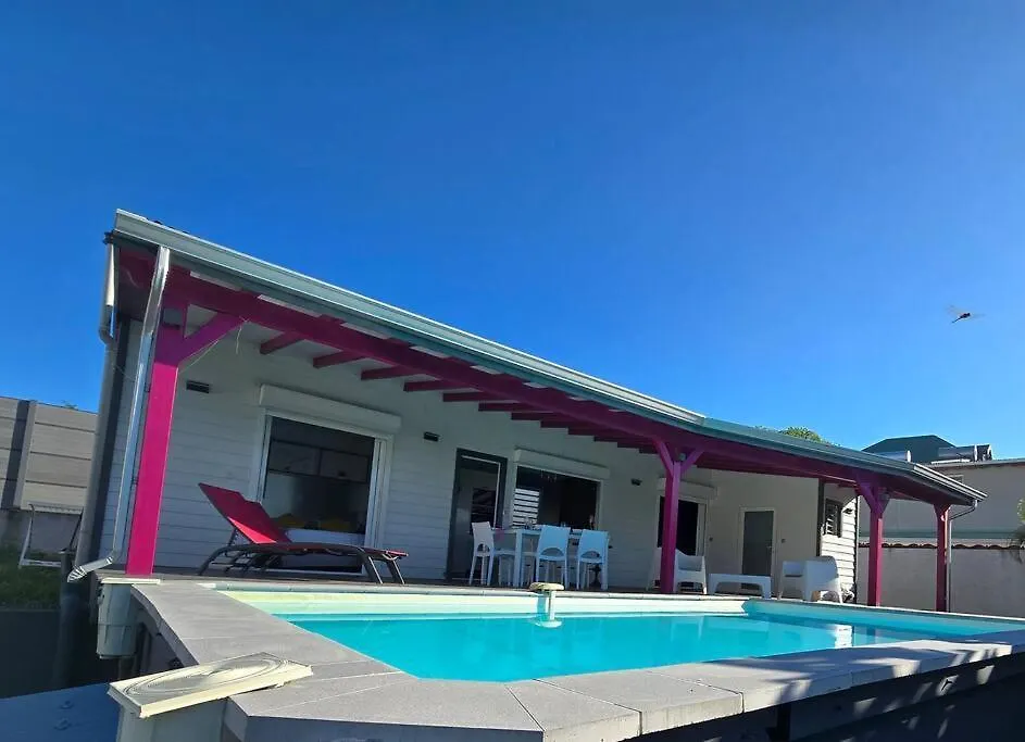 Дом отдыха Bungalow Tout Confort & Piscine Privee - Helleux Сент-Анн