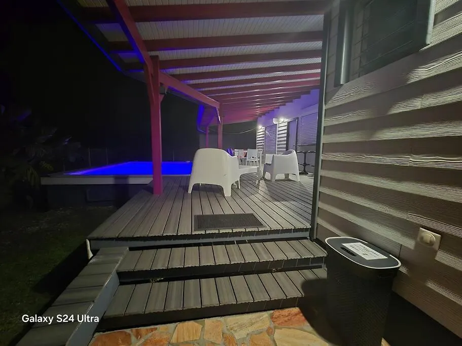 Bungalow Tout Confort & Piscine Privee - Helleux Сент-Анн Гваделупа